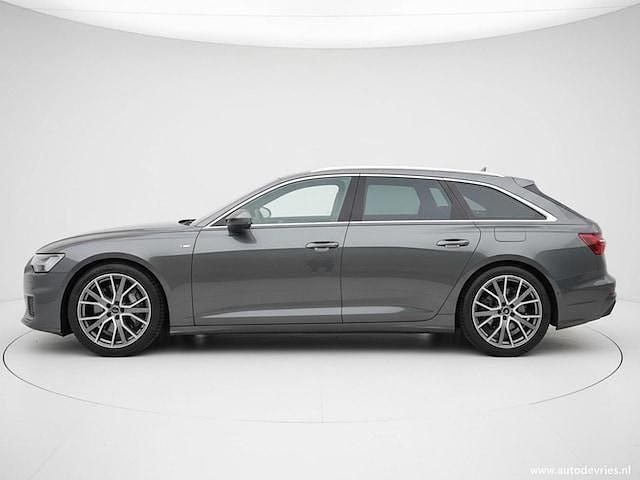 Occasion Audi A6 S-Line 2023 Grijs (metallic) Stationwagen