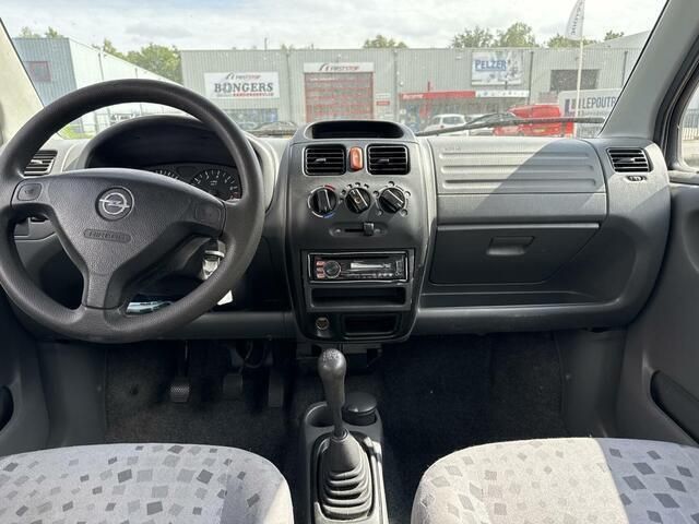 Occasion Opel Agila Comfort 75 PK (55 kW) 2001 Grijs Hatchback