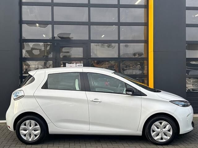 Occasion Renault Zoe Life 80 kW (109 PK) 2019 Wit Hatchback