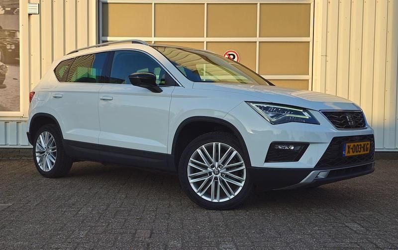 Wit Gebruikt 2018 Seat Ateca Business SUV | € 20.950 (Goede deal) - Afbeelding 1/4