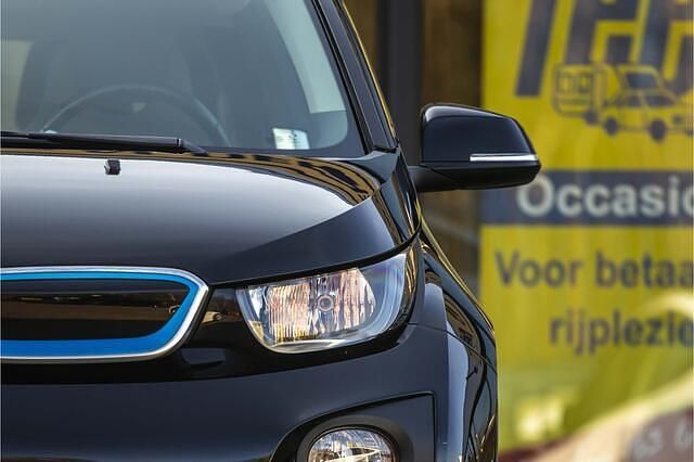 Occasion BMW i3 Basis 125 kW (170 PK) 2017 Zwart, metallic lak Hatchback