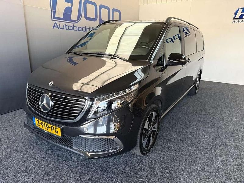 Wit Occasion 2022 Mercedes EQV300 Van | € 43.950 (Goede deal) - Afbeelding 1/4