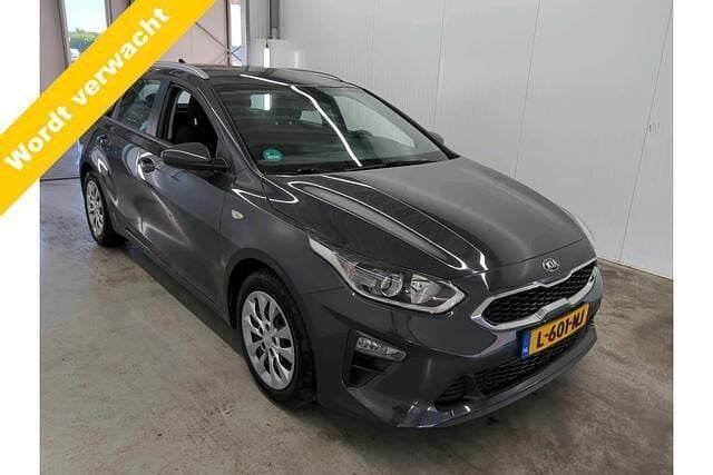Grijs Gebruikt 2021 Kia Ceed Sportswagon 2 Stationwagen | € 16.499 (Eerlijke prijs) - Afbeelding 1/4