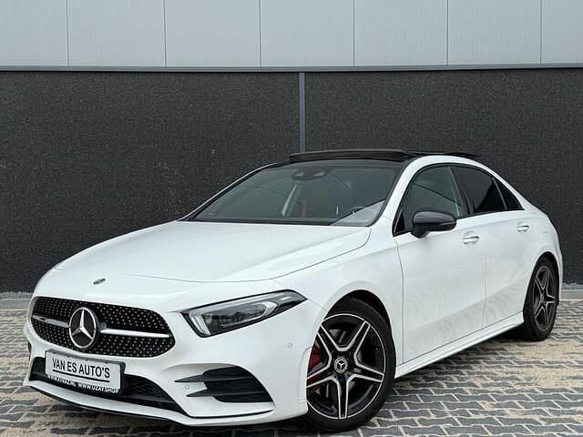 Wit Gebruikt 2019 Mercedes A220 AMG Sedan | € 33.950 - Afbeelding 1/4