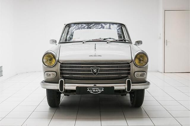 Occasion Peugeot 404 72 PK (52 kW) 1963 Grijs Sedan