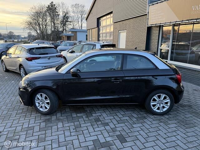 Occasion Audi A1 Attraction 86 PK (63 kW) 2011 Zwart Hatchback