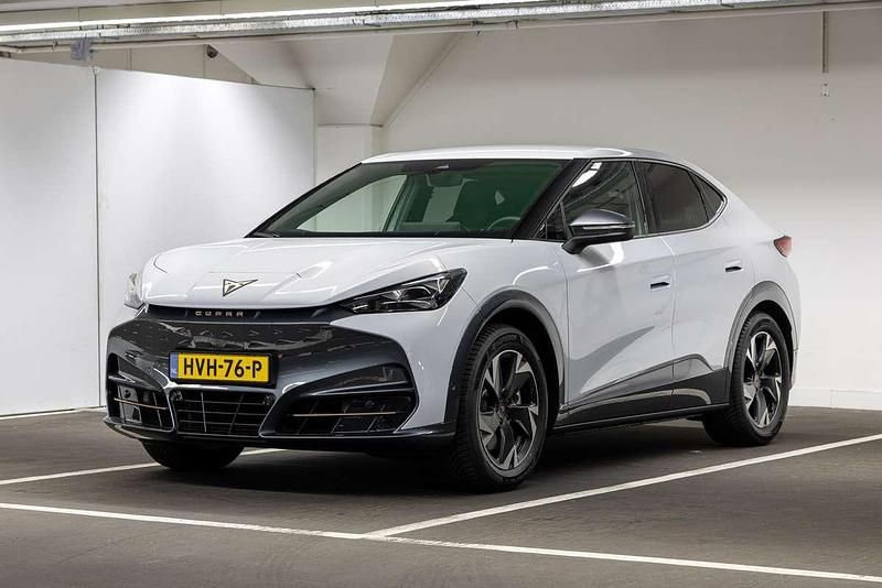 Wit Gebruikt 2025 Cupra Tavascan SUV | € 45.990 (Super prijs) - Afbeelding 1/4