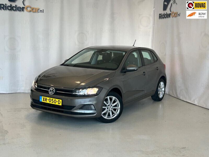 Grijs Gebruikt 2018 VW Polo Beats Hatchback | € 13.499 (Eerlijke prijs) - Afbeelding 1/4