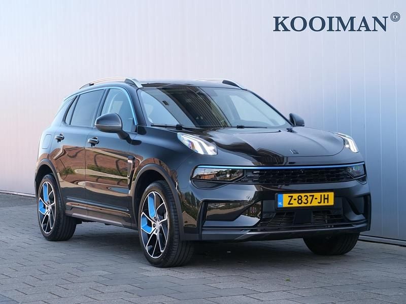 Zwart Gebruikt 2023 Lynk & Co 01 SUV | € 27.950 (Eerlijke prijs) - Afbeelding 1/4