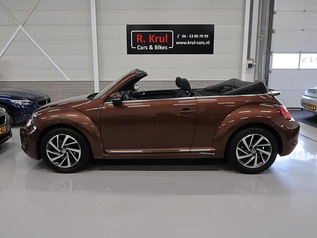 Occasion VW Beetle Sound 105 PK (77 kW) 2018 Bruin Cabriolet