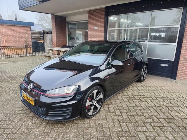Zwart Gebruikt 2013 VW Golf VII GTI Hatchback | € 14.450 (Eerlijke prijs) - Afbeelding 1/4