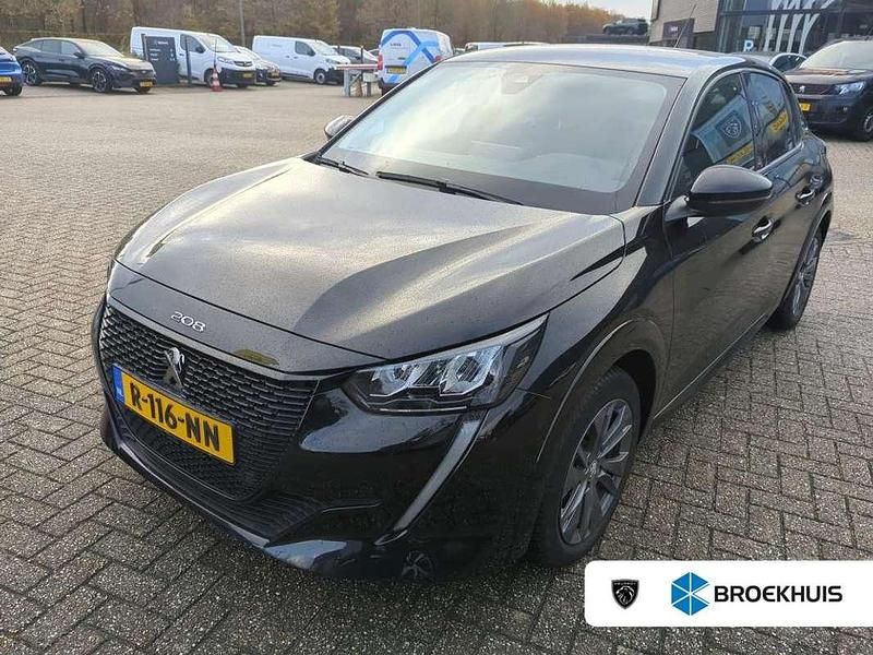 Zwart Gebruikt 2022 Peugeot e-208 Allure Hatchback | € 17.400 (Goede deal) - Afbeelding 1/4