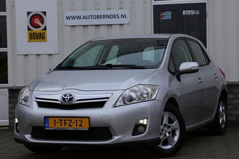 Occasion Toyota Auris Hybrid 136 PK (100 kW) 2011 Grijs Hatchback