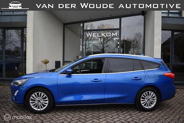 Blauw Occasion 2022 Ford Focus Titanium X Stationwagen | € 10.900 (Super prijs) - Afbeelding 1/4