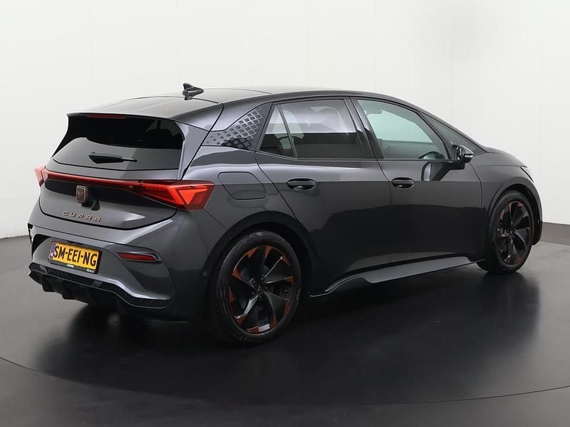 Occasion Cupra Born 11 kW (15 PK) 2026 Grijs Hatchback