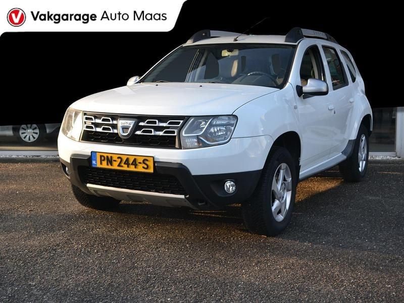 Wit Gebruikt 2014 Dacia Duster Prestige SUV | € 9.000 (Eerlijke prijs) - Afbeelding 1/4
