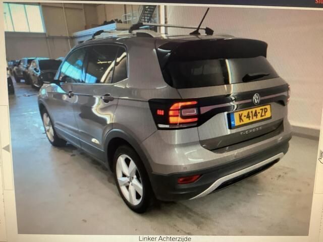 Grijs Gebruikt 2021 VW T-Cross Style SUV | € 13.950 (Eerlijke prijs) - Afbeelding 1/2