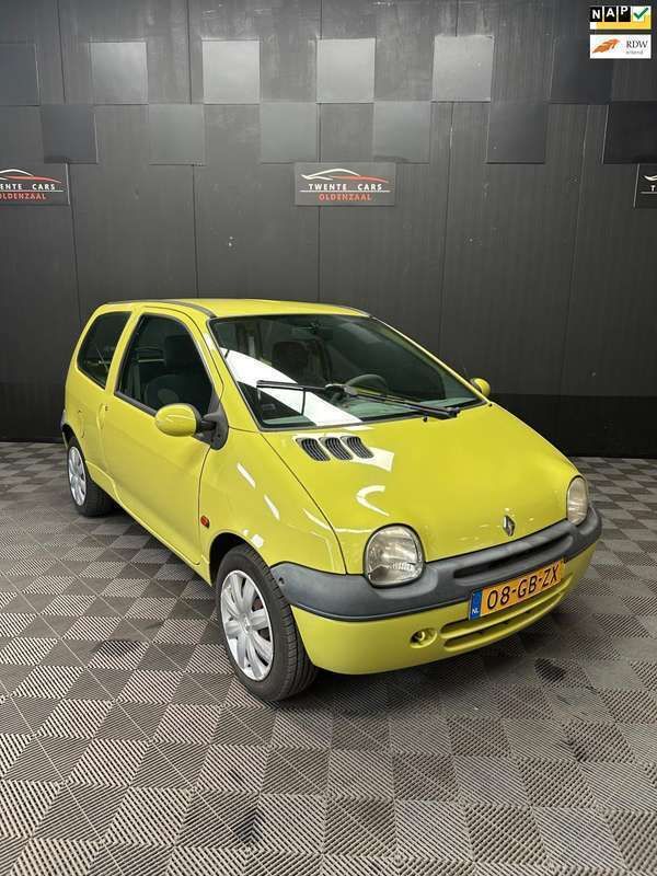 Geel Gebruikt 2000 Renault Twingo Expression Hatchback | € 1.250 (Duur) - Afbeelding 1/4
