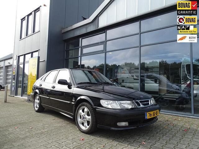 Zwart Gebruikt 2002 Saab 9-3 Hatchback | € 5.950 (Duur) - Afbeelding 1/4