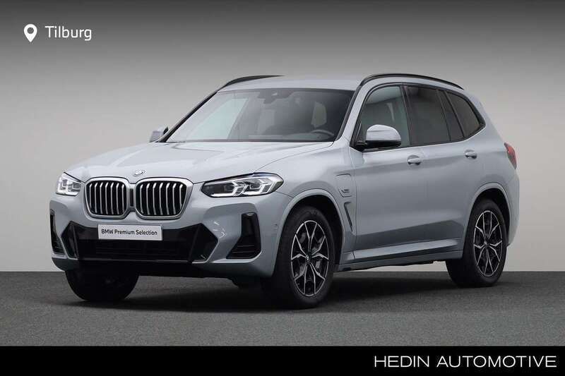 Grijs Gebruikt 2022 BMW X3 Executive SUV | € 49.880 (Eerlijke prijs) - Afbeelding 1/4