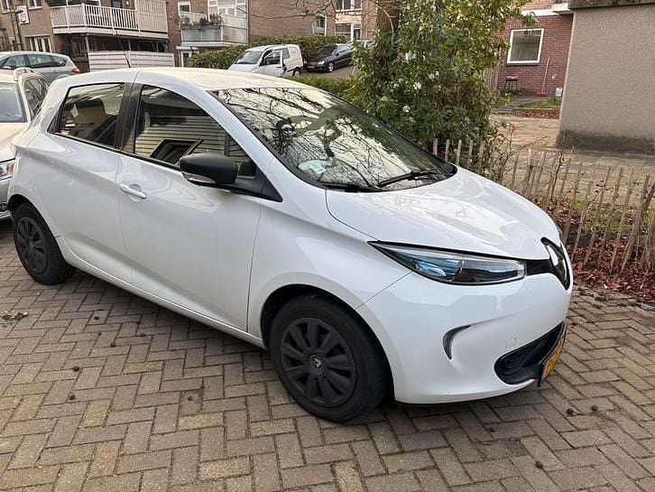 Occasion 2018 Renault Zoe Hatchback | € 6.500 (Goede deal) - Afbeelding 1/4