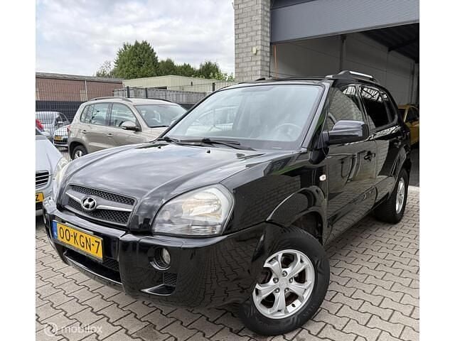 Zwart Gebruikt 2010 Hyundai Tucson Style SUV | € 3.650 (Eerlijke prijs) - Afbeelding 1/4