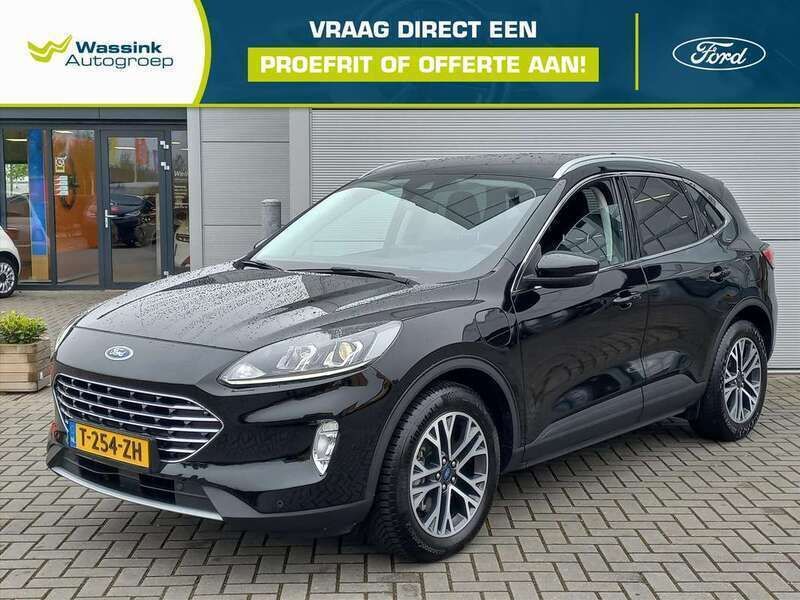 Zwart Gebruikt 2020 Ford Kuga Titanium SUV | € 22.900 (Goede deal) - Afbeelding 1/4