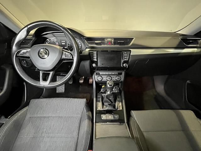 Occasion Skoda Superb Business Line 150 PK (110 kW) 2017 Grijs Hatchback