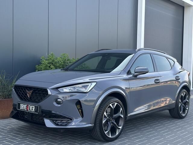 Grijs Gebruikt 2024 Cupra Formentor VZ SUV | € 45.995 - Afbeelding 1/4