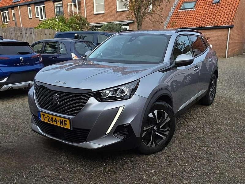 Grijs Occasion 2021 Peugeot 2008 Allure SUV | € 16.000 (Goede deal) - Afbeelding 1/4
