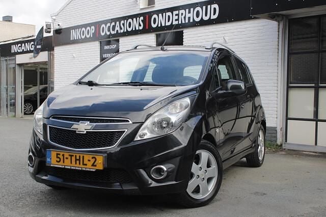 Zwart Gebruikt 2012 Chevrolet Spark LTZ Hatchback | € 2.450 (Goede deal) - Afbeelding 1/4