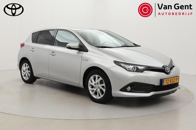 Occasion Toyota Auris Hybrid Plus 136 PK (100 kW) 2018 Grijs Hatchback