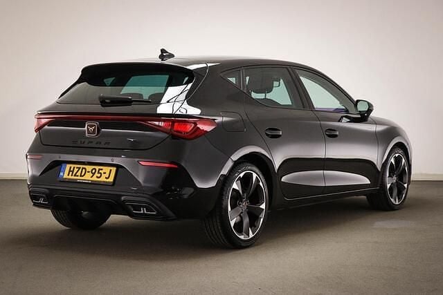 Occasion Cupra Leon 150 PK (110 kW) 2023 Zwart Hatchback