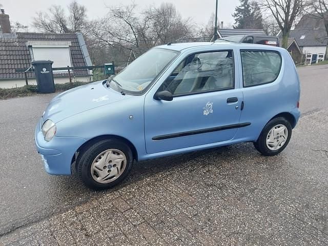 Occasion Fiat Seicento S 54 PK (39 kW) 2004 Blauw (metallic) Hatchback