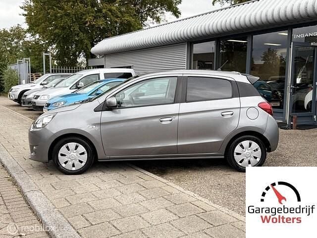 Occasion Mitsubishi Space Star 2016 Grijs (metallic) Hatchback