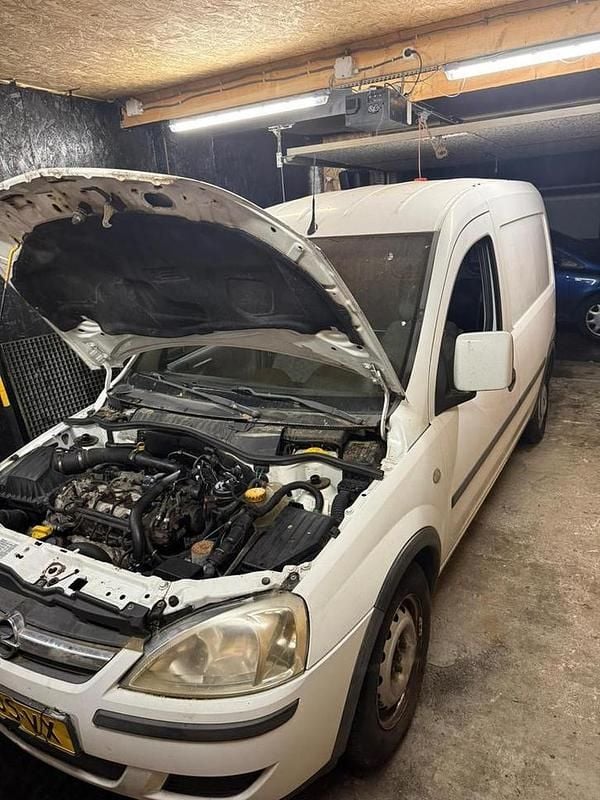Gebruikt 2005 Opel Combo | € 999 (Goede deal) - Afbeelding 1/3