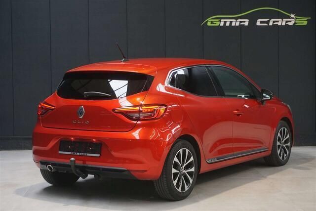 Occasion Renault Clio V 2020 Rood Sedan