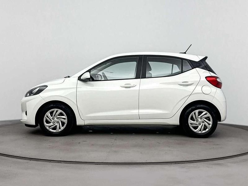 Occasion Hyundai i10 Comfort 67 PK (49 kW) 2021 Polar white (psw) Hatchback