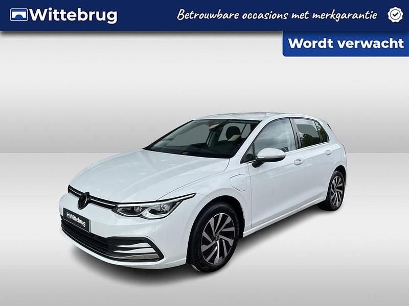 Wit Occasion 2023 VW Golf VIII Style Hatchback | € 23.950 (Super prijs) - Afbeelding 1/2