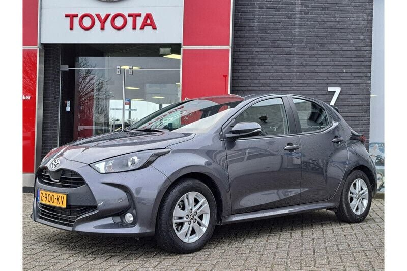 Gebruikt 2024 Toyota Yaris Hybrid Active | € 23.499 (Super prijs) - Afbeelding 1/1