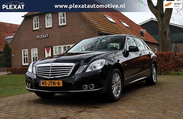 Occasion Mercedes E250 Elegance 204 PK (150 kW) 2009 Zwart Sedan