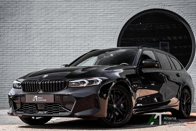 Zwart Gebruikt 2022 BMW 330e Comfort Edition Stationwagen | € 44.500 - Afbeelding 1/3