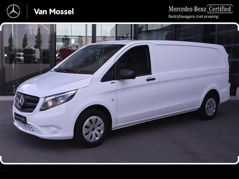 Wit Gebruikt 2024 Mercedes Vito MPV | € 32.945 (Iets duurder) - Afbeelding 1/4