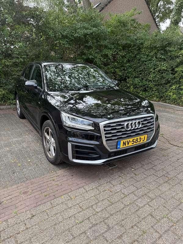 Zwart Gebruikt 2017 Audi Q2 S-Line SUV | € 18.000 (Eerlijke prijs) - Afbeelding 1/4