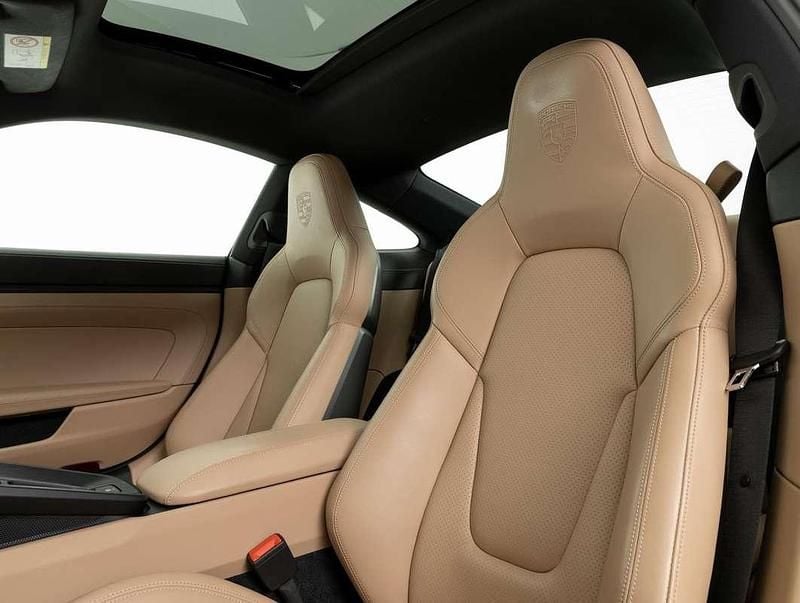 Occasion Porsche 911 Carrera GTS 481 PK (353 kW) 2022 Grijs Coupé