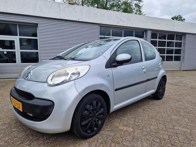 Grijs, metallic lak Occasion 2007 Citroën C1 Hatchback | € 1.999 (Eerlijke prijs) - Afbeelding 1/4