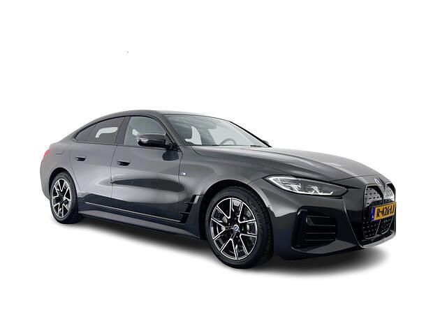 Grijs Gebruikt 2022 BMW i4 M Sport Sedan | € 32.945 - Afbeelding 1/4