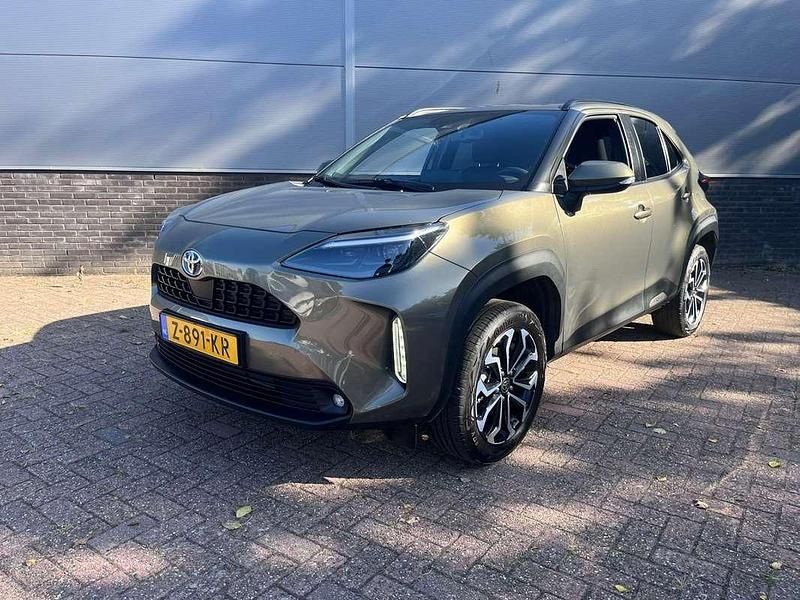 Groen Gebruikt 2024 Toyota Yaris Cross SUV | € 29.980 (Eerlijke prijs) - Afbeelding 1/4