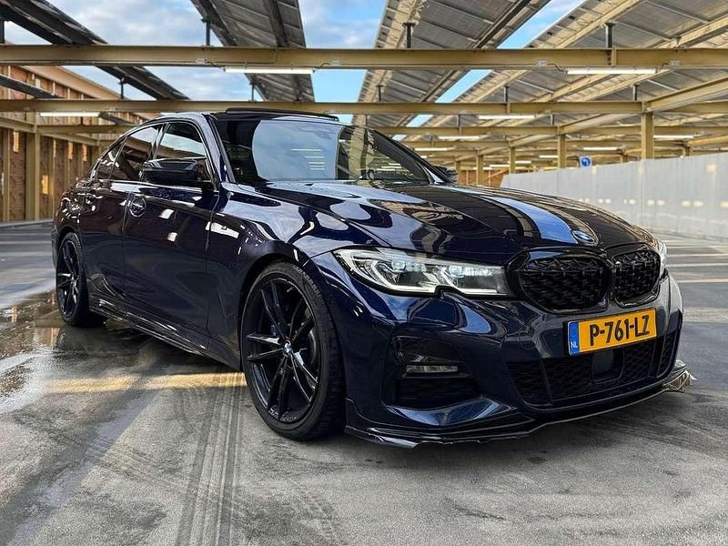 Blauw Gebruikt 2020 BMW 330e M Sport Sedan | € 37.500 - Afbeelding 1/4