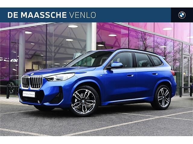 Blauw Occasion 2025 BMW X1 Comfort Edition SUV | € 52.950 (Duur) - Afbeelding 1/4